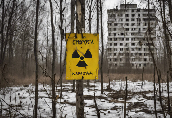 "Resonancias Frías de Chernobyl"