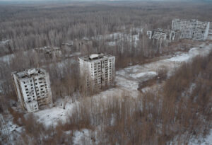 "Invierno Nuclear: Retrato de Pripyat Post-Chernobyl"