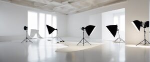 Minimalismo y Elegancia: Lunares de Luz en el Estudio