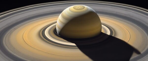 Saturno: Majestuosidad Cósmica