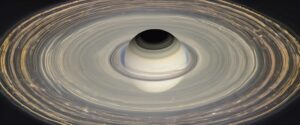  La Majestuosidad de Saturno

