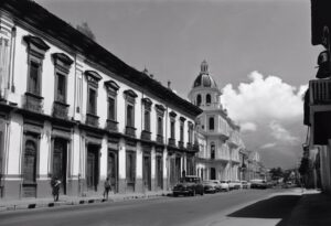  Arquitectura y Vida Urbana: Venezuela del Siglo XIX


