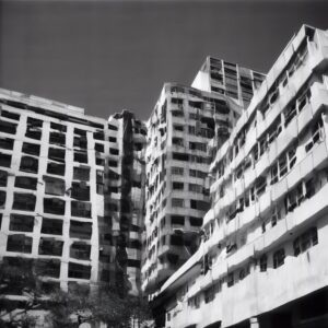  
Contrastes Futuristas de una Venezuela Urbana.

