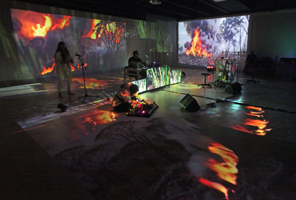 Lanzamiento del álbum doble BotaniK Live 01 & 02